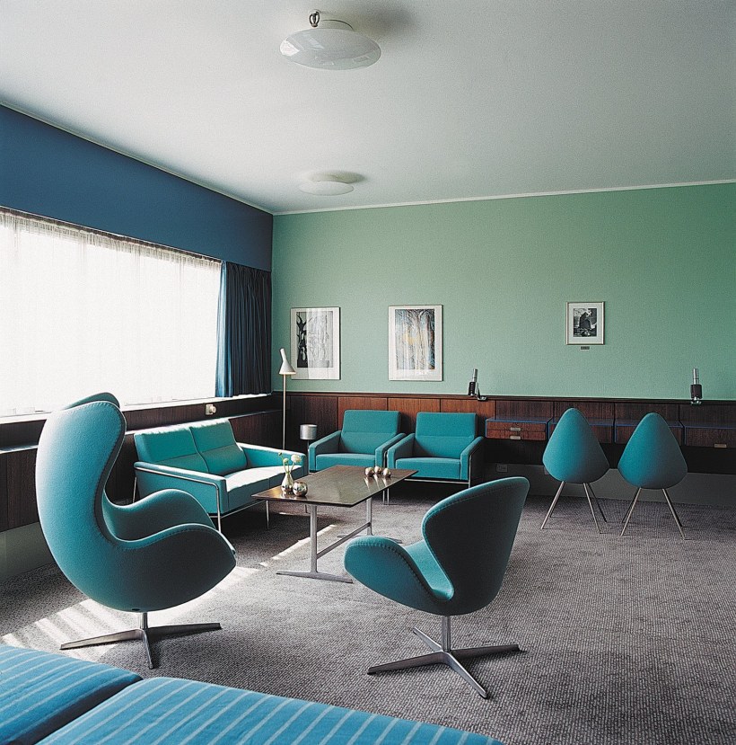 Кресло Arne Jacobsen 3300