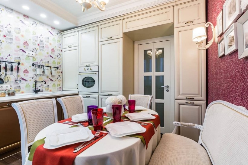 Скамья на кухне в интерьере