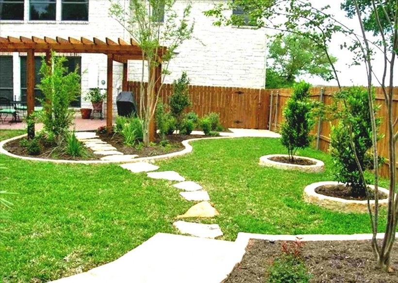 Обустройство двора на дачном участке