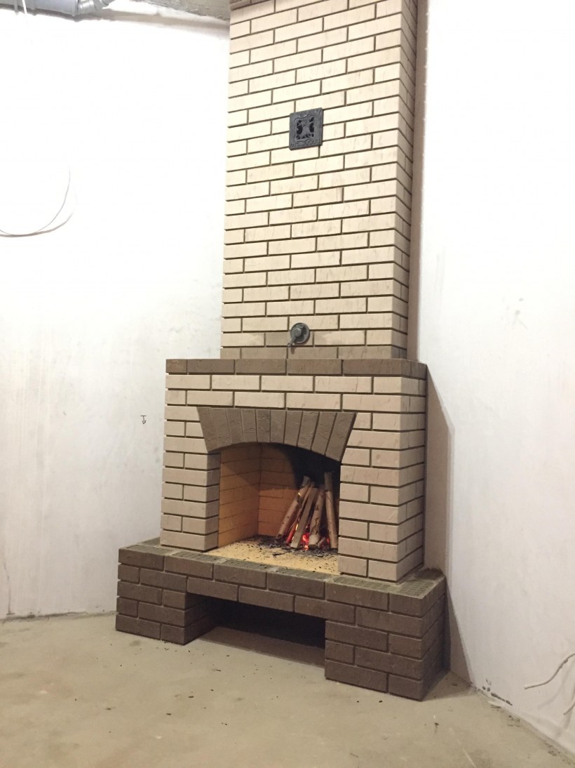 Камин шамотного кирпича