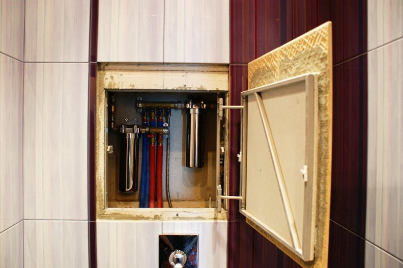 Сантехнический короб