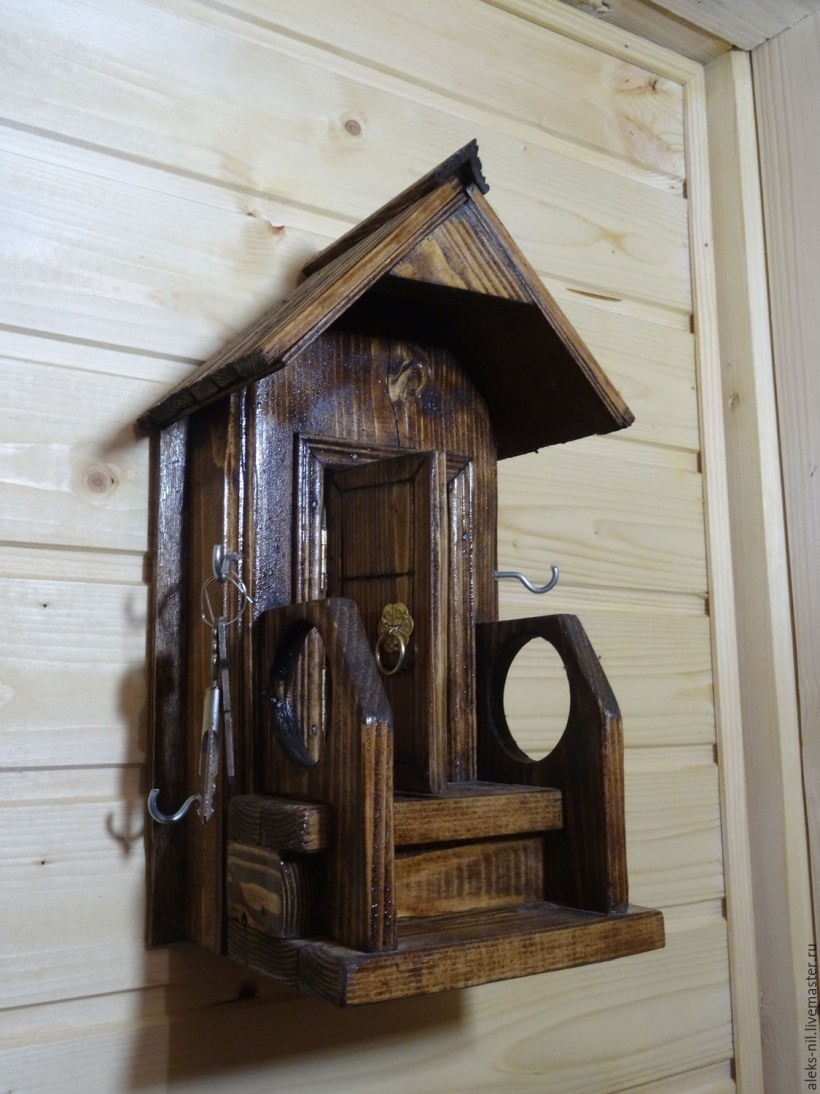 Ключницы деревянные необычные