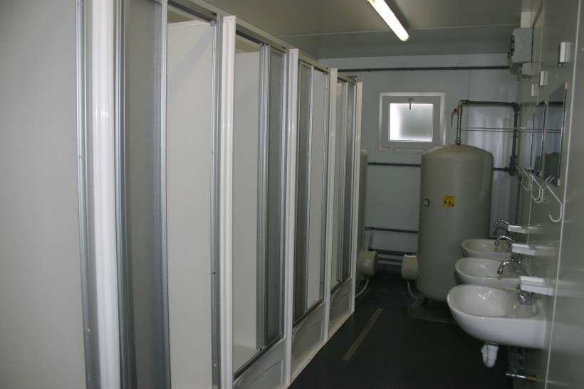 Сантехнический блок контейнер «модуль 5 туалетов»