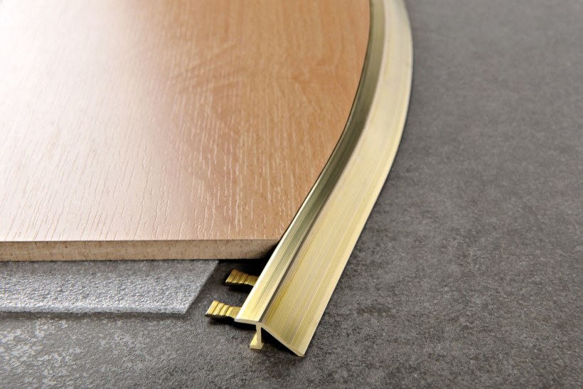 Профиль угловой алюминиевый лука 2700х10 мм шампань