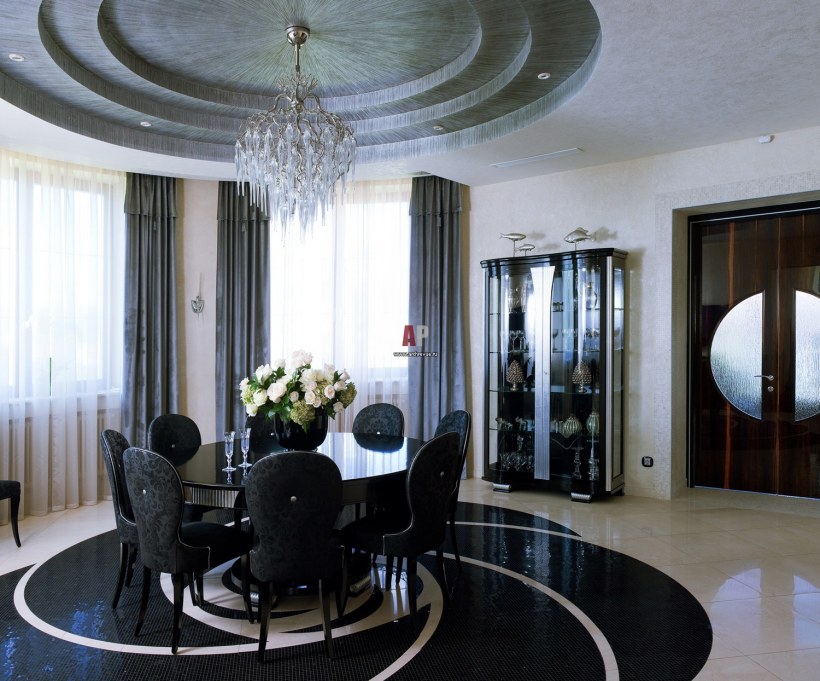 Витраж в интерьере квартиры