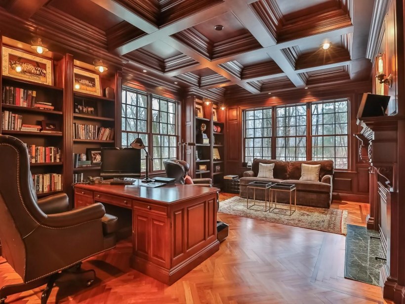 Богатый офис