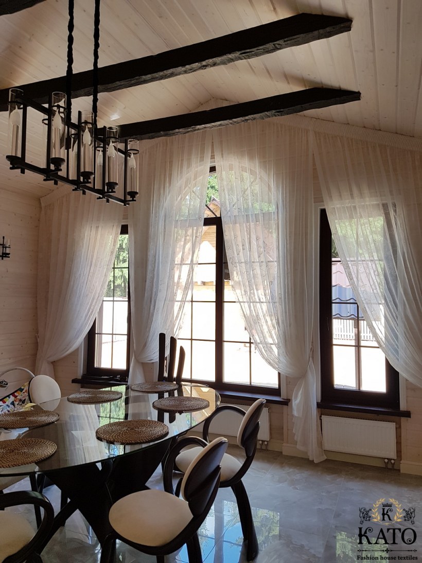 Шторы в загородном доме