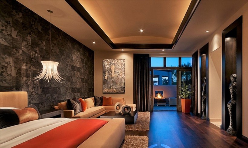 Натяжные потолки в темном интерьере