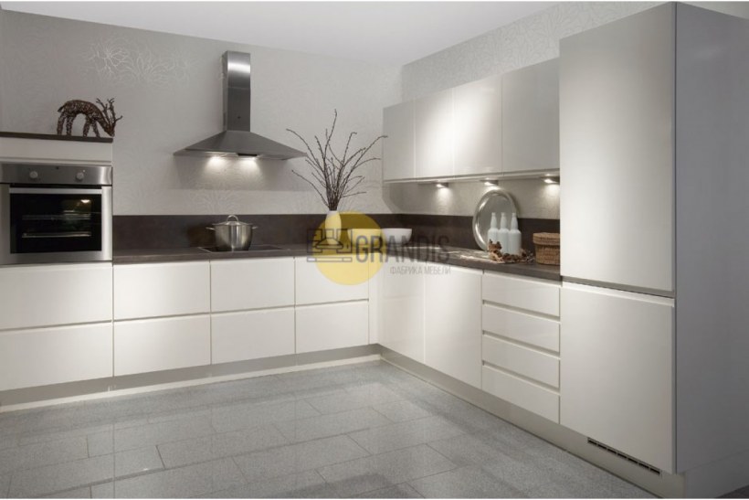 Кухни Модерн интегрированная ручка