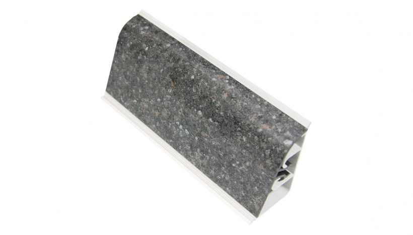 Плинтус черный бриллиант к столешнице