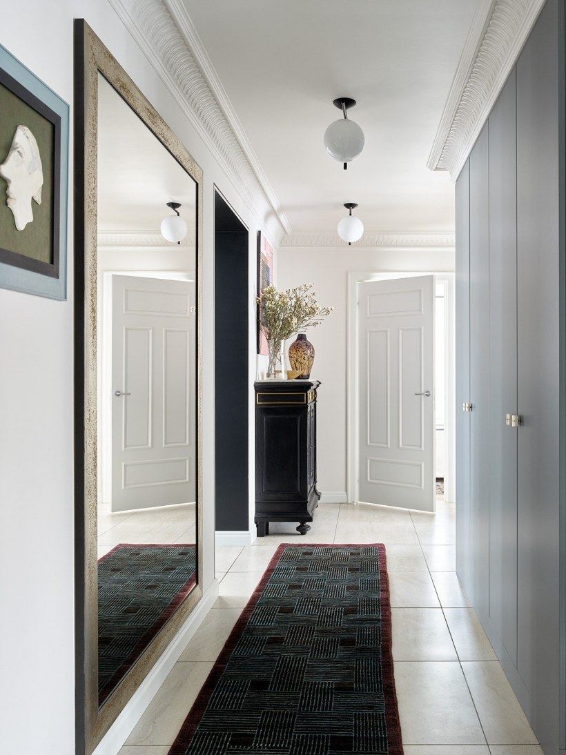 Дизайн маленькой прихожей в частном доме фото 4 на 2