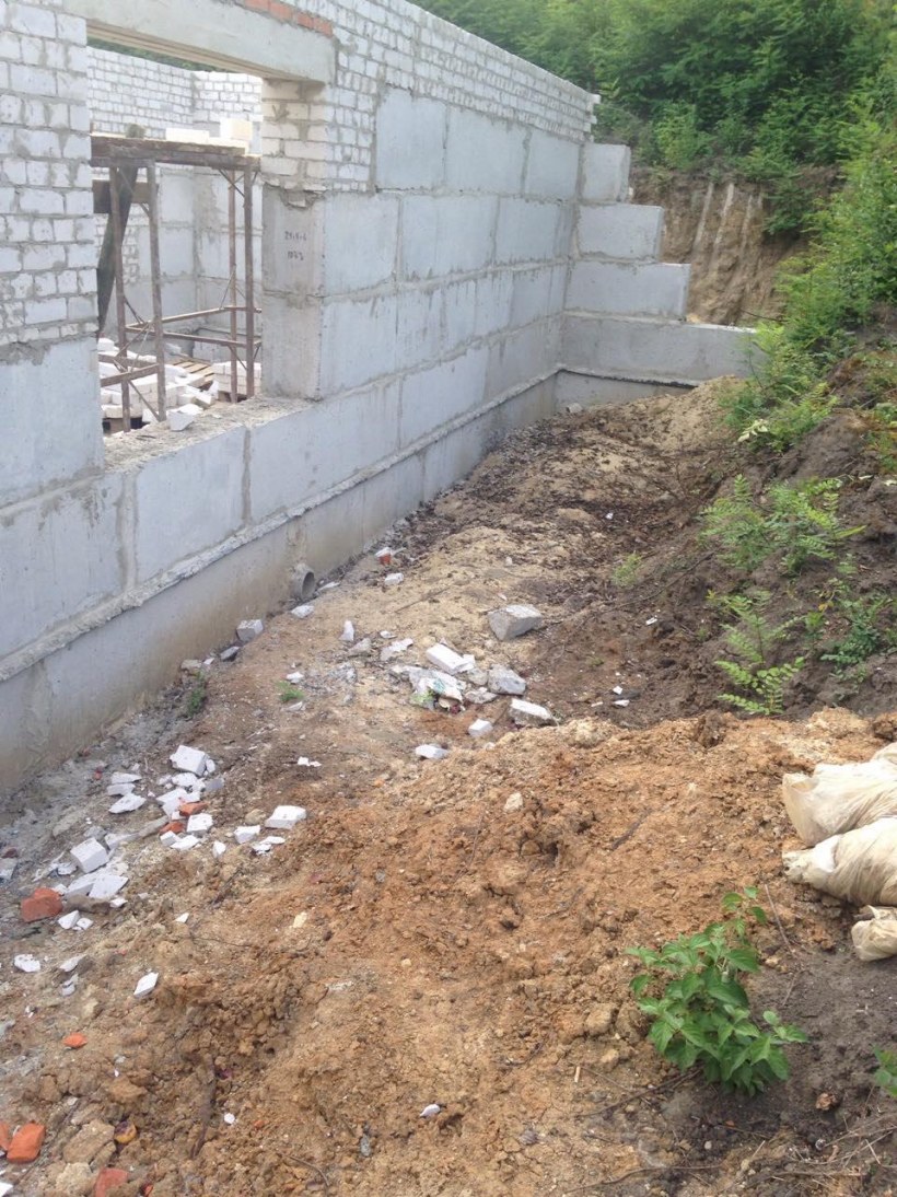 Коммуникации в фундаменте монолитная плита