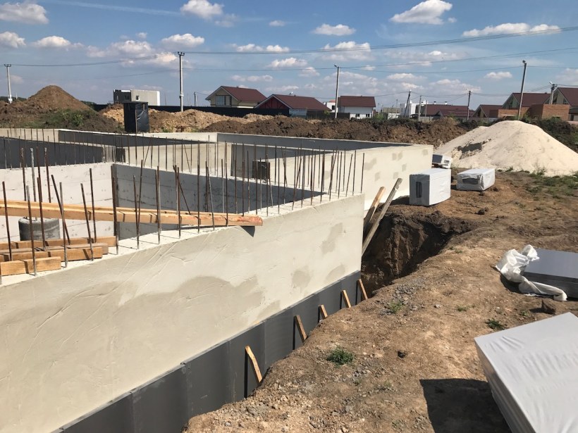 Здания с клюшками фундамент фото