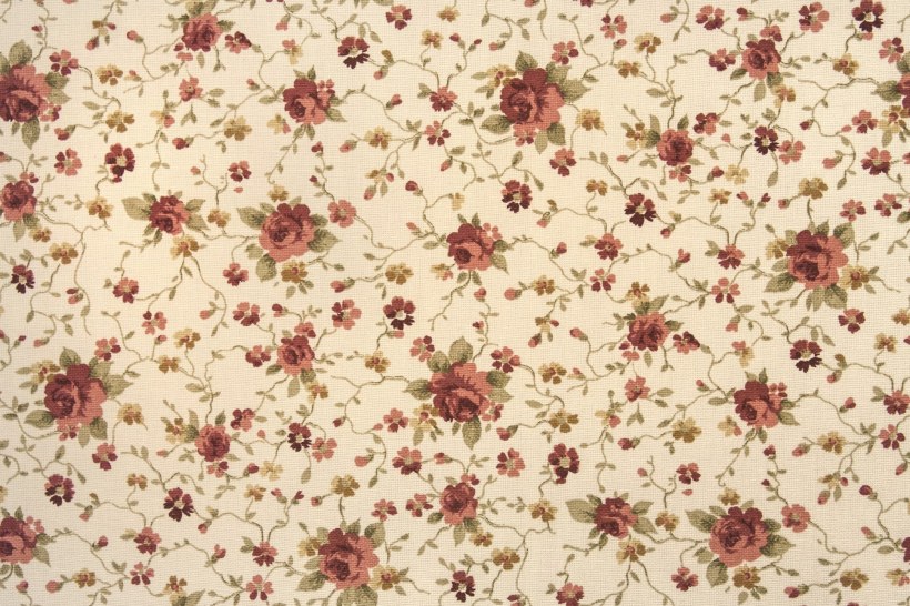 Коричневая в цветочек ткань