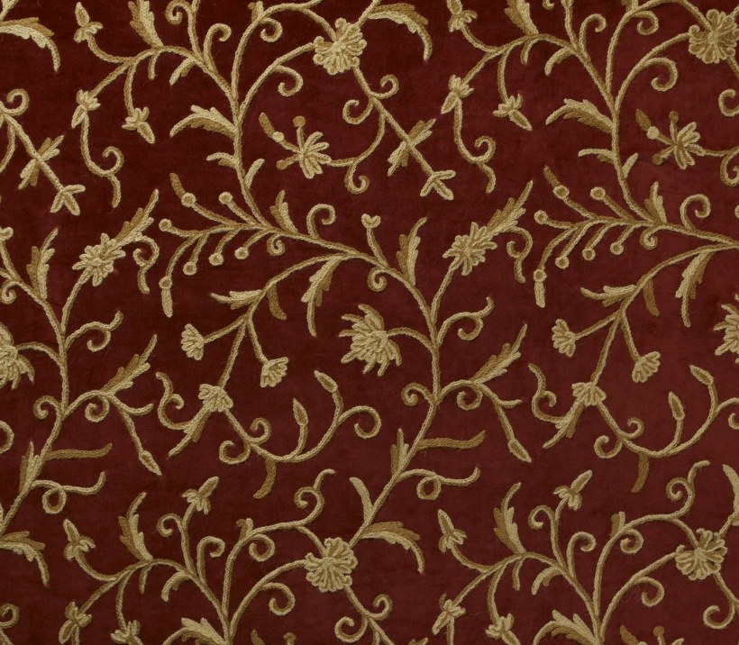 Бордовый с золотом
