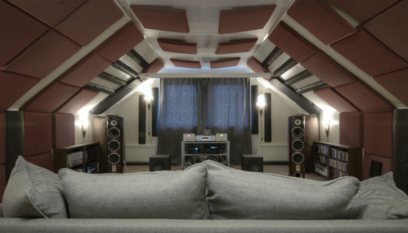 Домашний кинотеатр на мансарде
