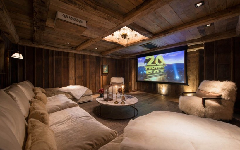 Домашний кинотеатр на мансарде