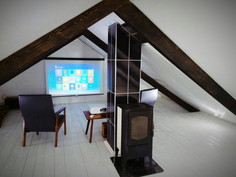 Домашний кинотеатр на мансарде