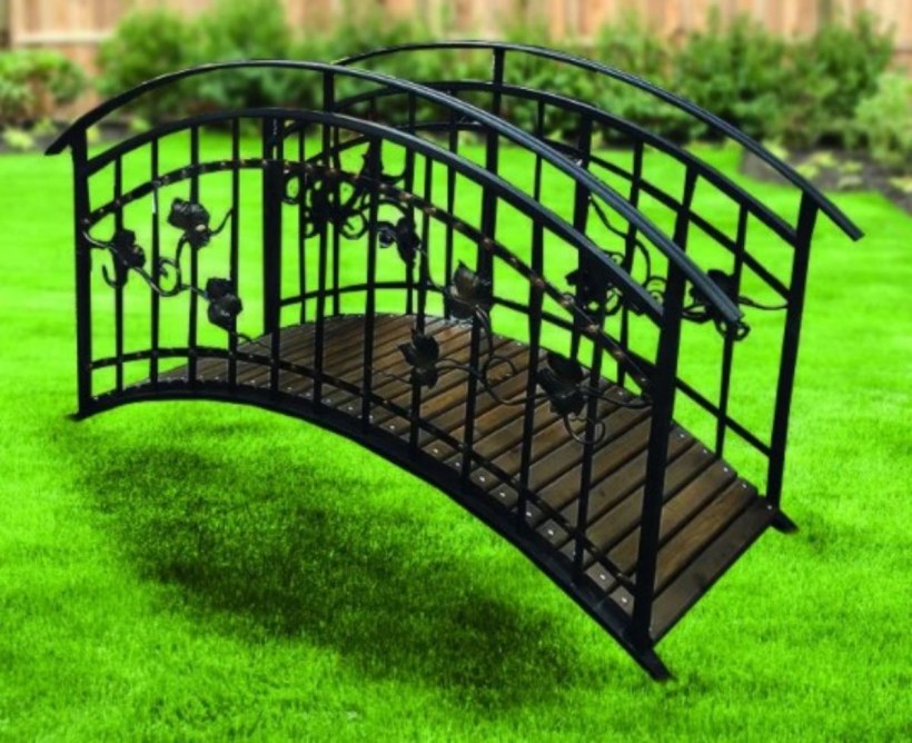 Декоративный мостик для сада