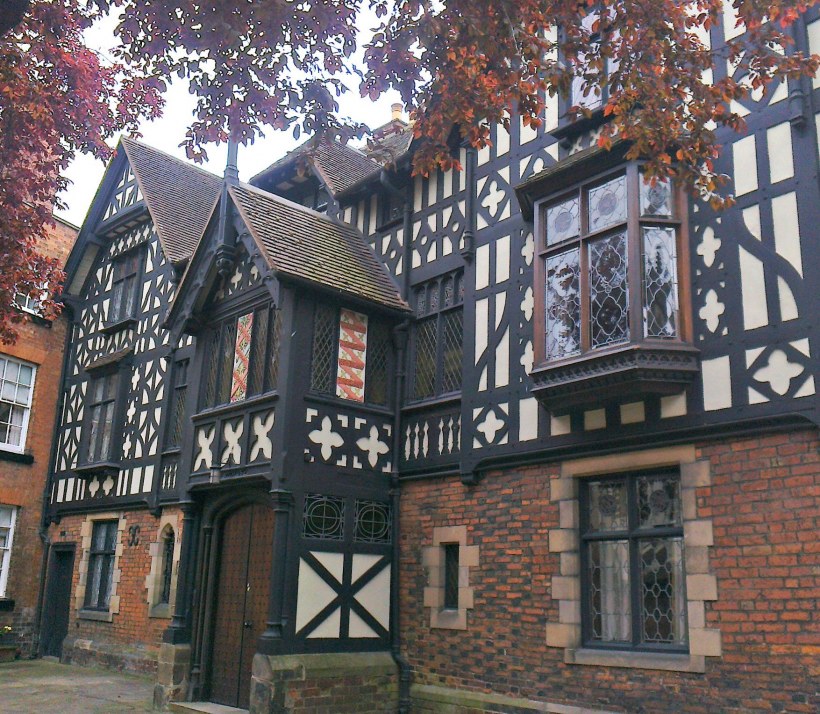 Английский особняк Тюдор