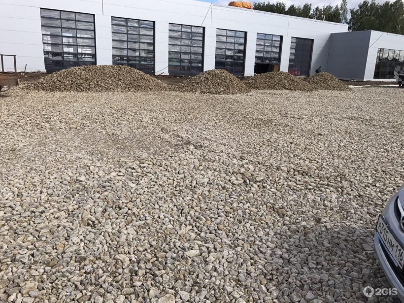 Дорожка от калитки к дому