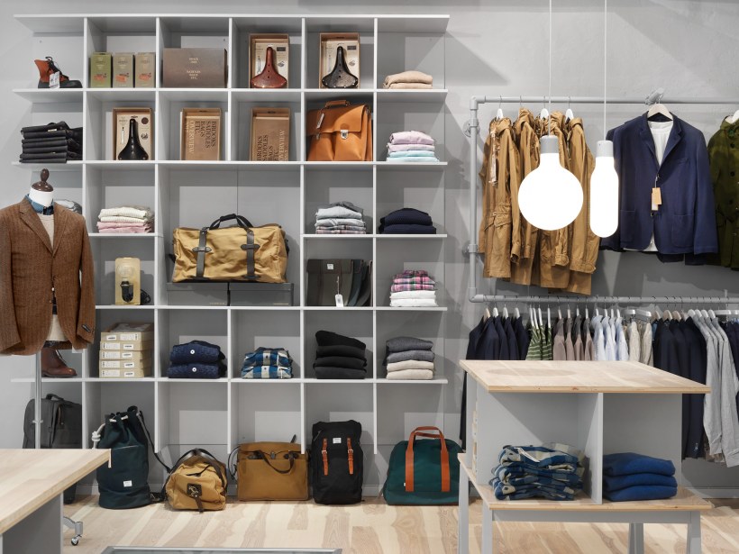 Мужская одежда на полки