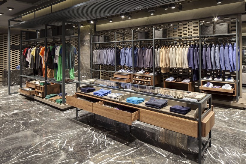 Магазин брендовой одежды