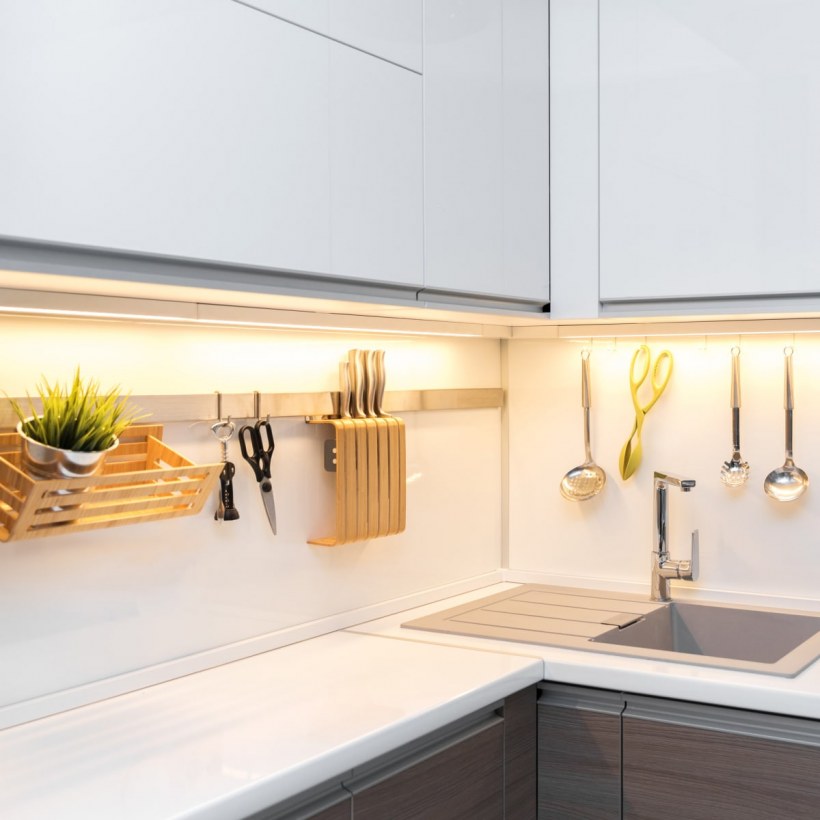 Карниз Orac Decor c394 steps