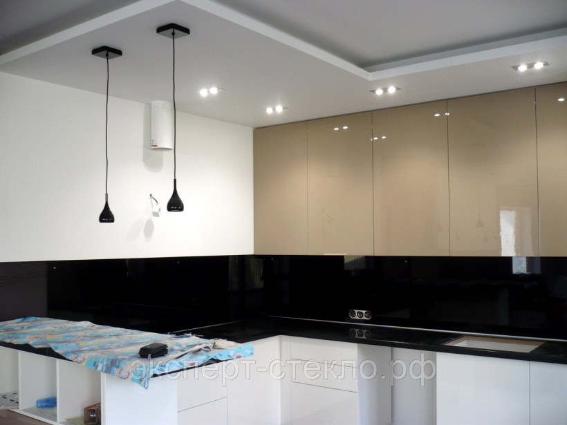 Стекло на фартук для кухни