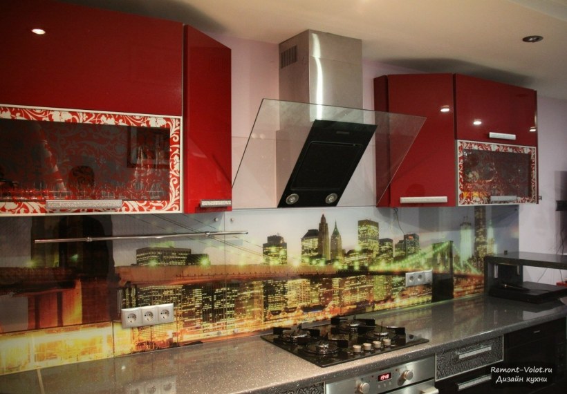 Фартук для бордовой кухни