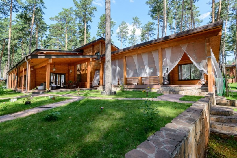 Карелия Шале в Сосновом Бору