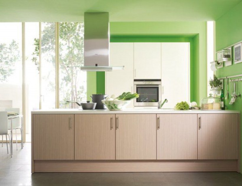 Кухня с зелеными акцентами