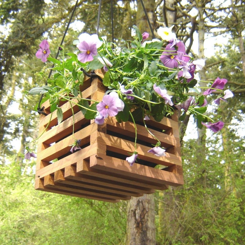 Украшения для дачи из дерева