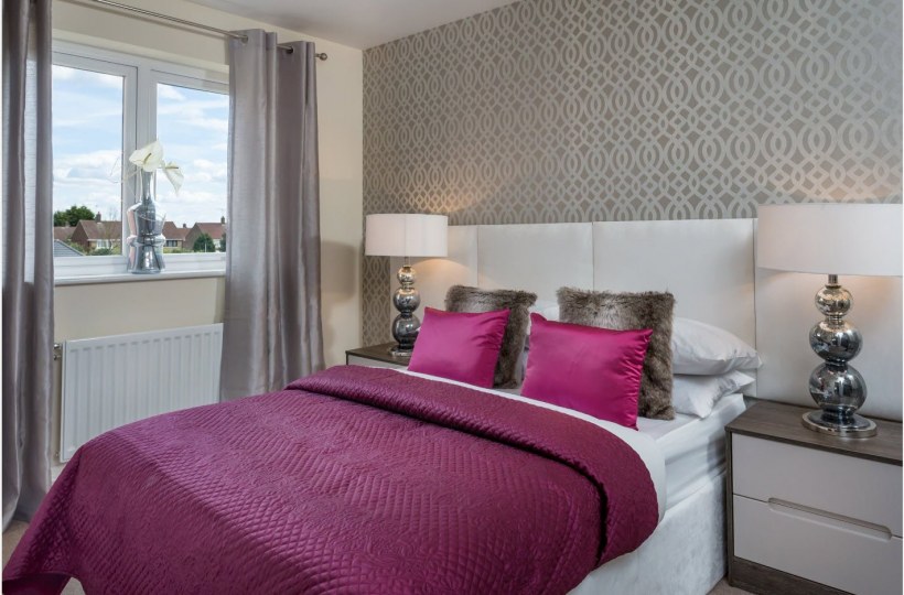 Сочетание обоев в маленькой спальне