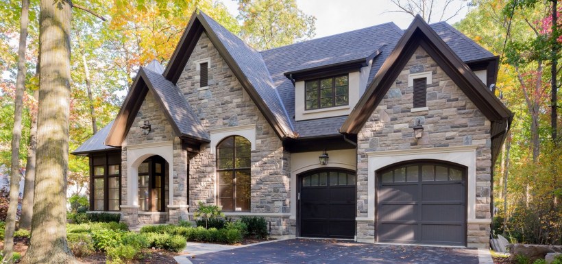 Каменный дом Загородний