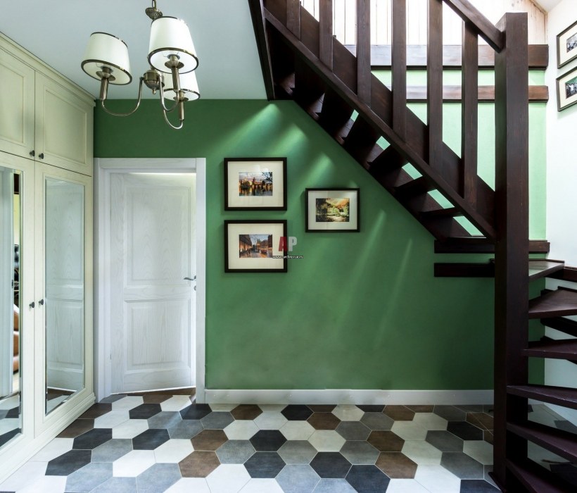 Прихожая в зеленом цвете