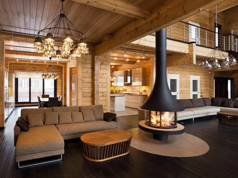 Камин в доме из клееного бруса