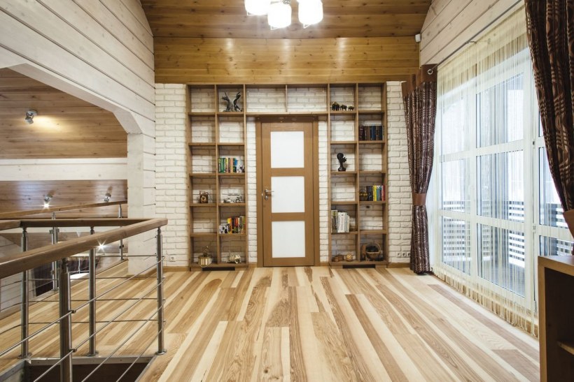 Отделка дома из клееного бруса