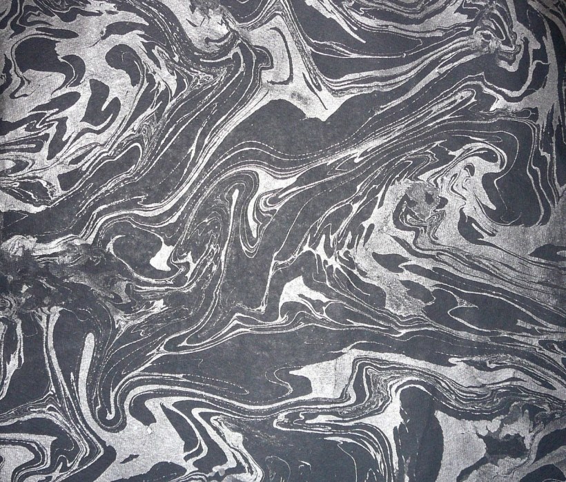 Черно белые разводы