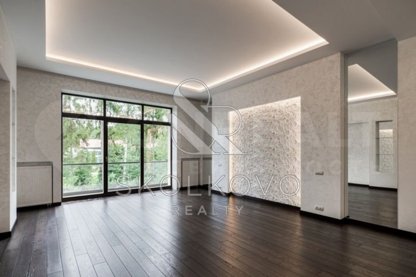 Дом 1200 кв м Жуковка-3