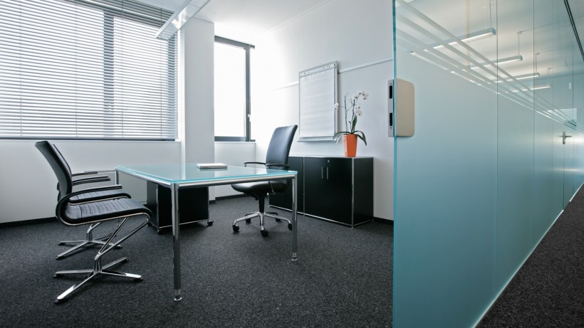 Отделка стен офисных помещений