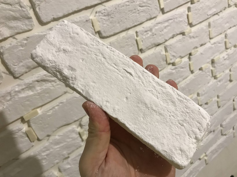 Декоративная плитка из гипса