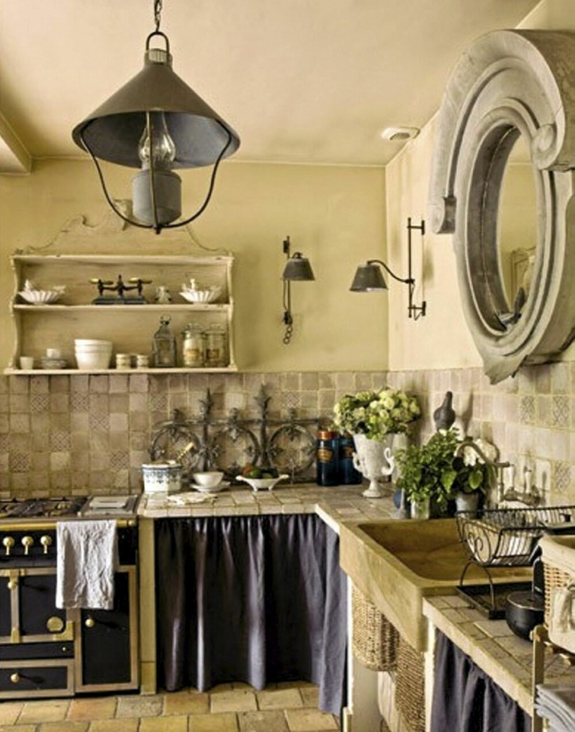 Шторки для кухни в деревенском стиле