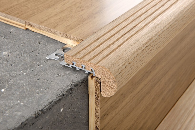 Профиль для ступеней Квик степ