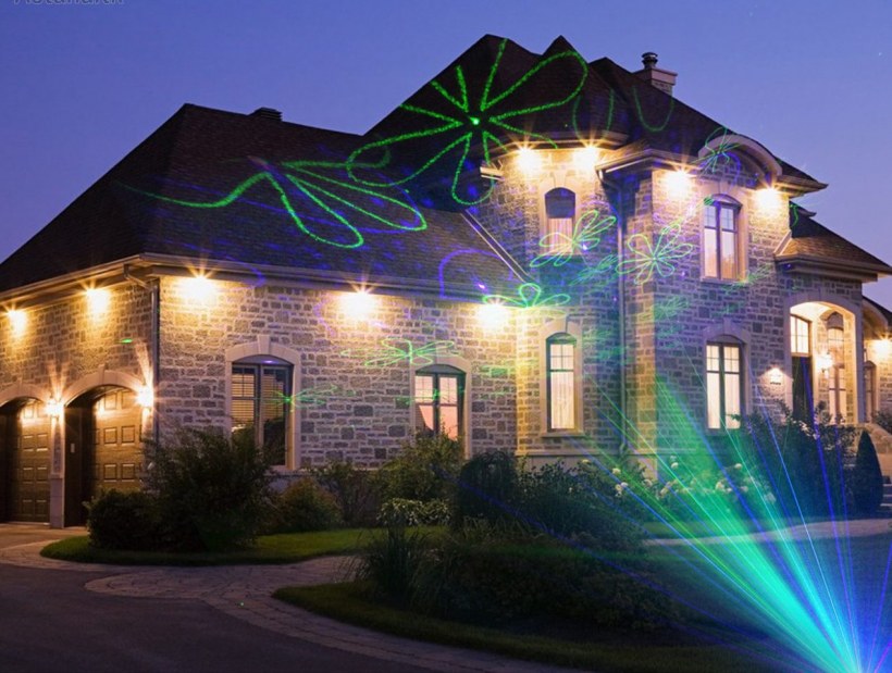 Проектор для фасада здания