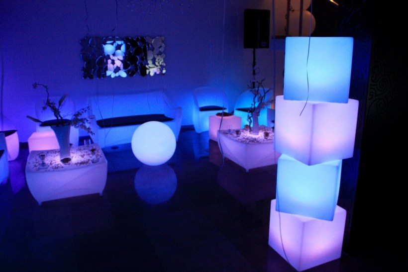 Декоративное освещение комнаты