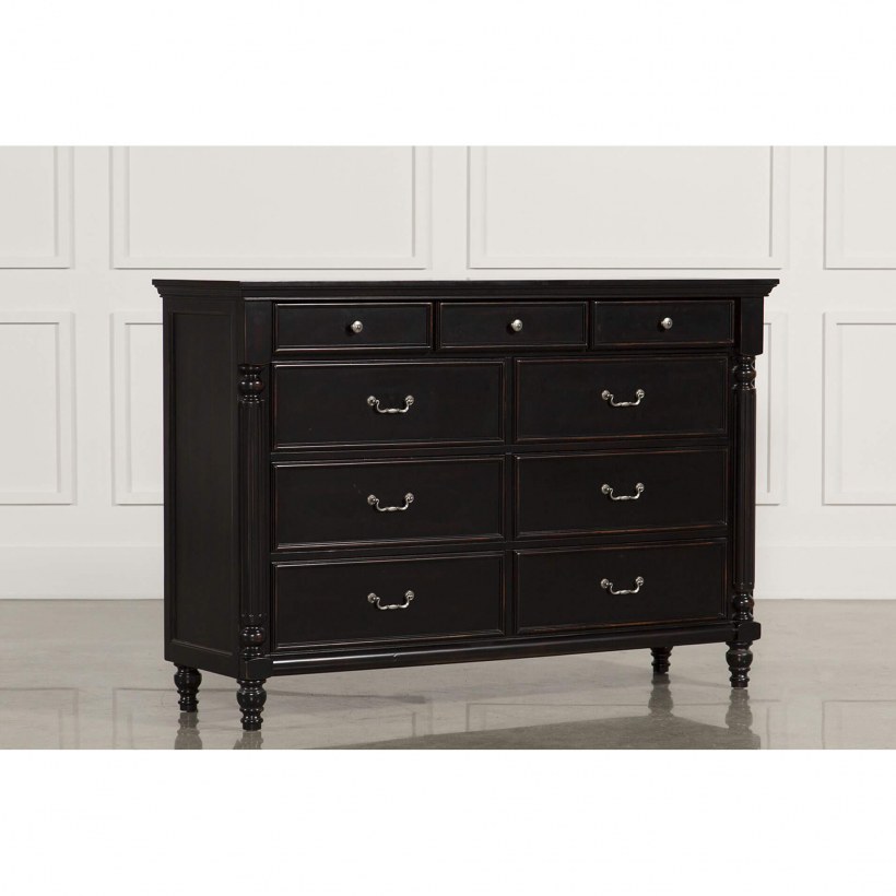 Комод в классическом стиле