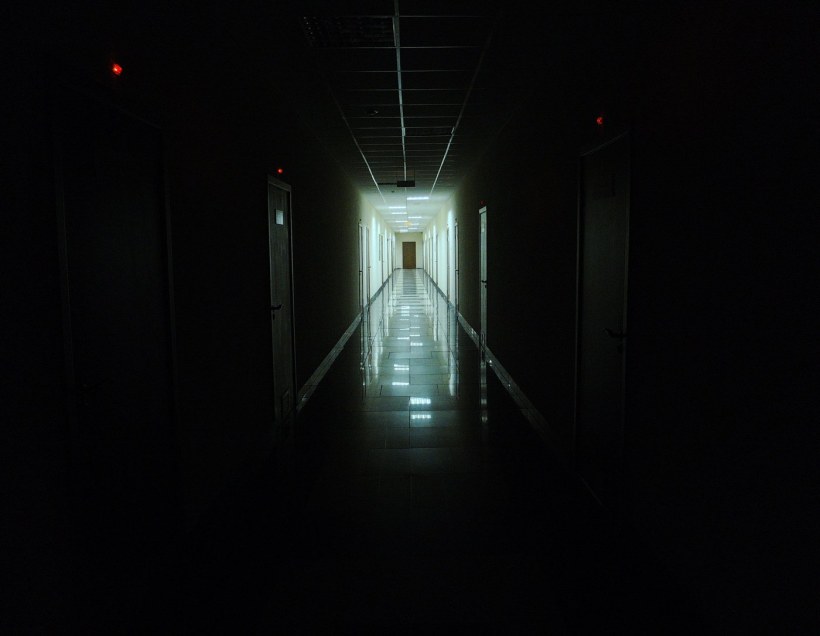 Ночной коридор
