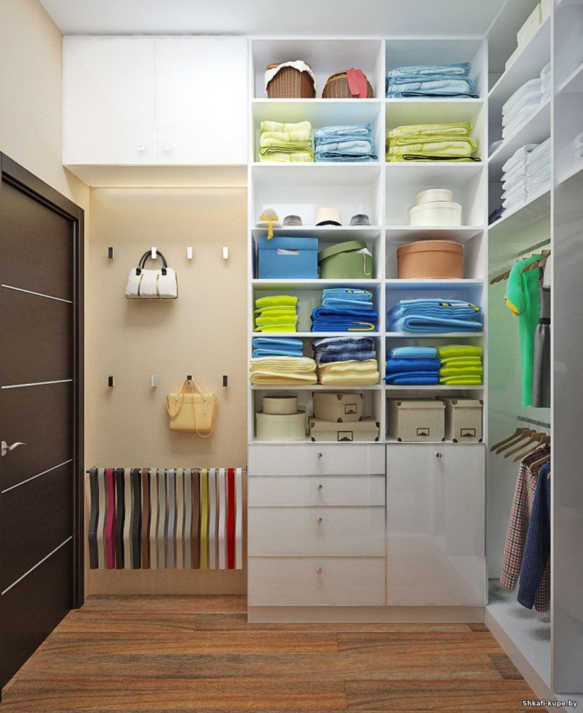 Гардеробные в маленькой квартире