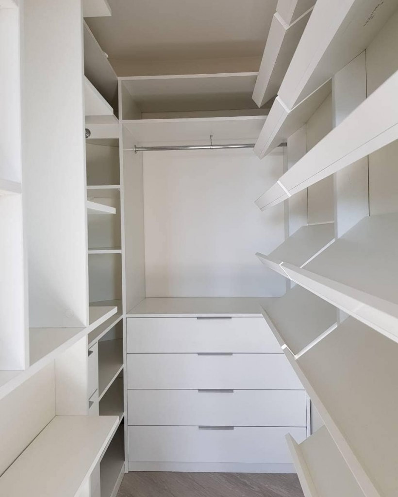 Маленькая гардеробная